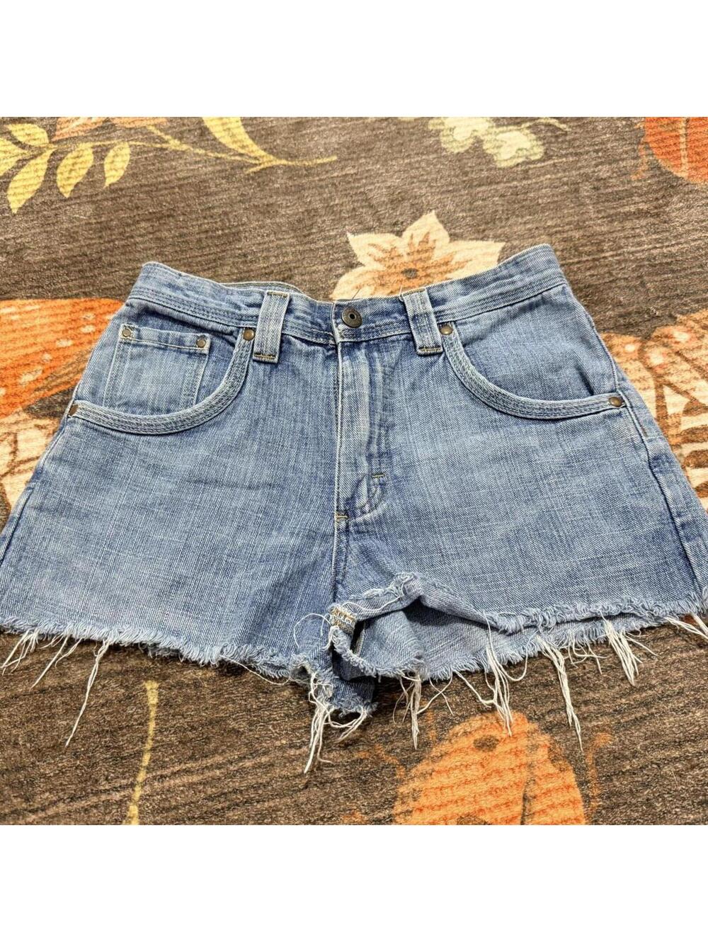VINTAGE Wrangler Jeans Boot Fit Cutoff Denim Shorts Women's Size 14 Raw Hem